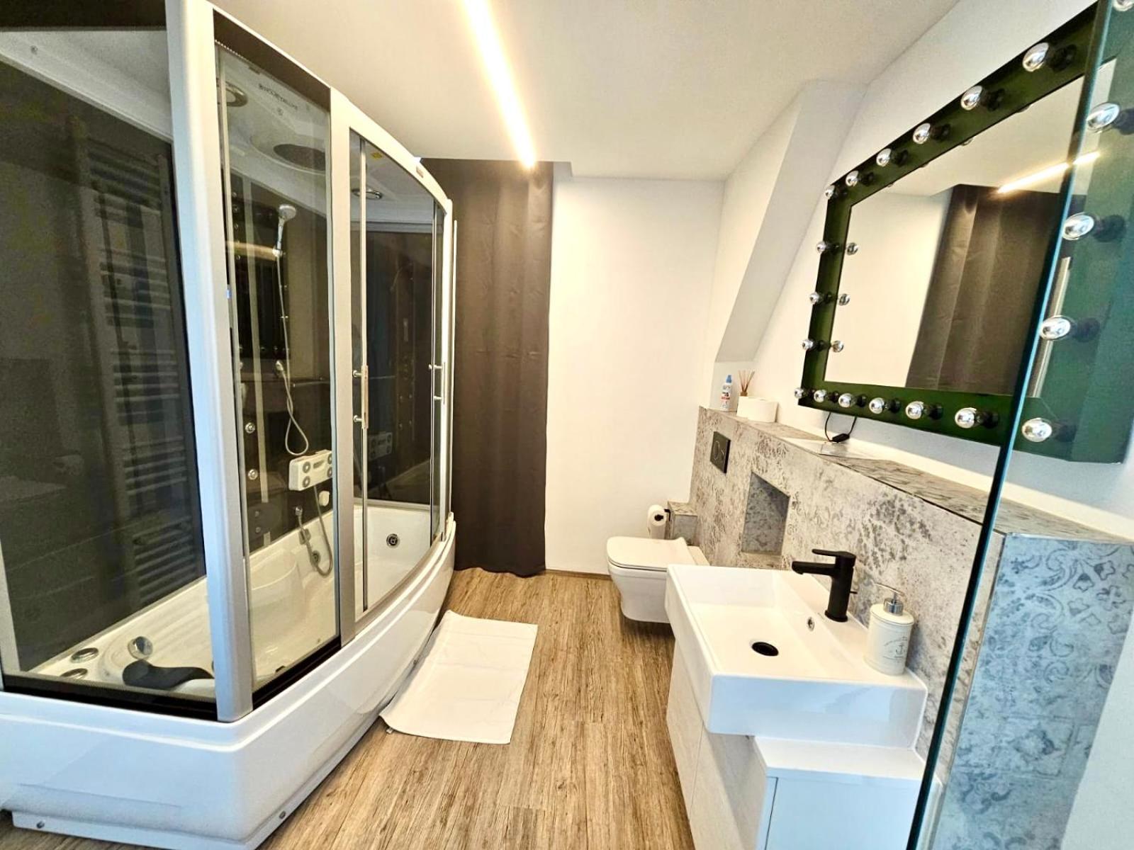 Beefree Whirlpoolsuite34-Free Parking & Fast Internet Пассау Экстерьер фото